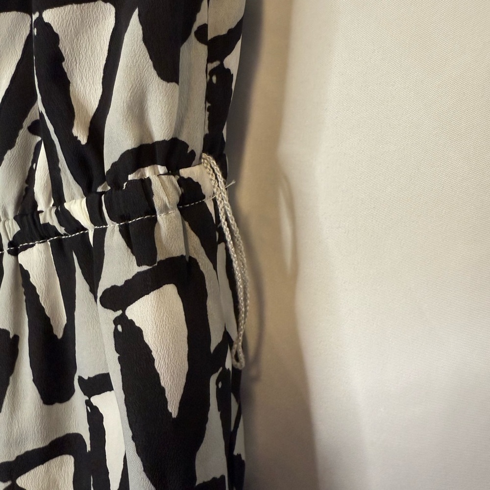 BCBGeneration Romper - Picture 5 of 6